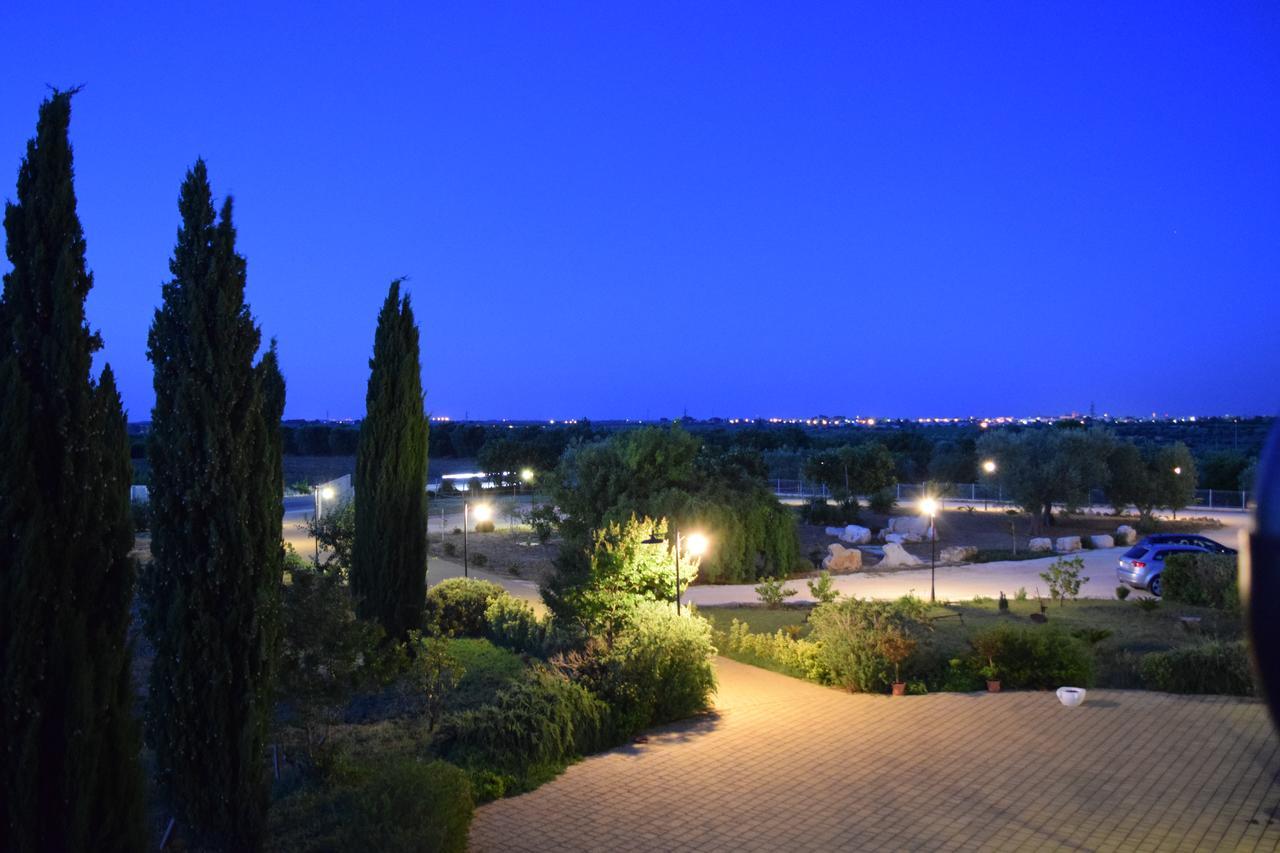 Bed and Breakfast Zyra Garden Club à Acquaviva delle Fonti Extérieur photo